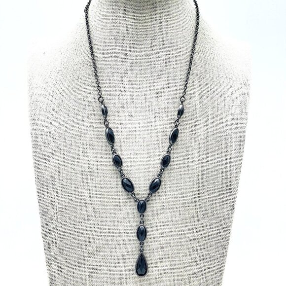 CROWN TRIFARI Signed Necklace Black Bead Drop Silver Tone Vintage Designer - Picture 1 of 9